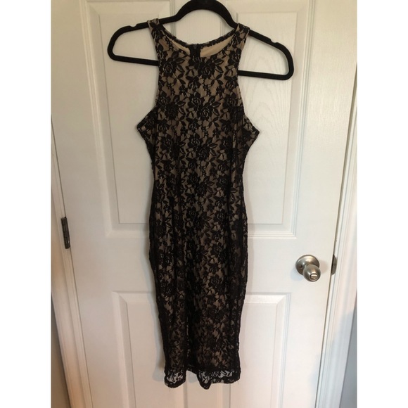 Black lace dress - Picture 1 of 2